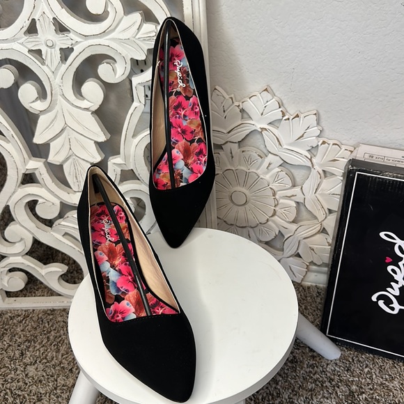 Quips Women's medium Width Pointed Toe Kitten Heel BRAND NEW IN BOX! - Picture 5 of 9